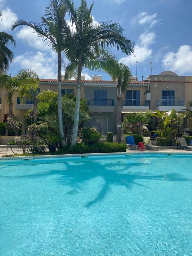 Town House, Ilios Ii, Kato Paphos Villa ภายนอก รูปภาพ
