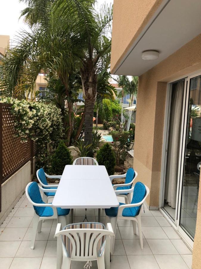 Town House, Ilios Ii, Kato Paphos Villa ภายนอก รูปภาพ